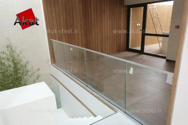 نرده شیشه ای اکسپوز دفنی نرده شیشه ای دفنی با پروفیل مخفی در کف تراس